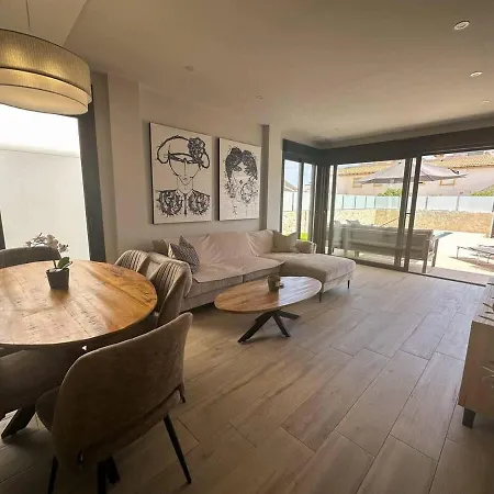 Modern With Private & Community Pool Casa vacanze Dehesa de Campoamor (Orihuela Costa)