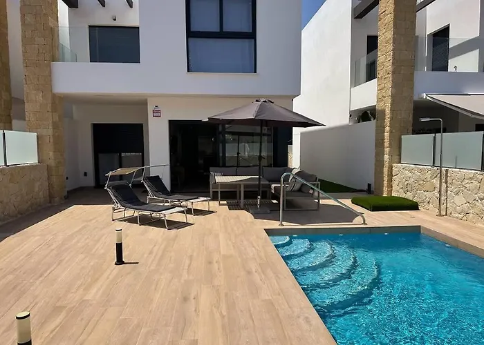 Modern With Private & Community Pool * Dehesa de Campoamor (Orihuela Costa)